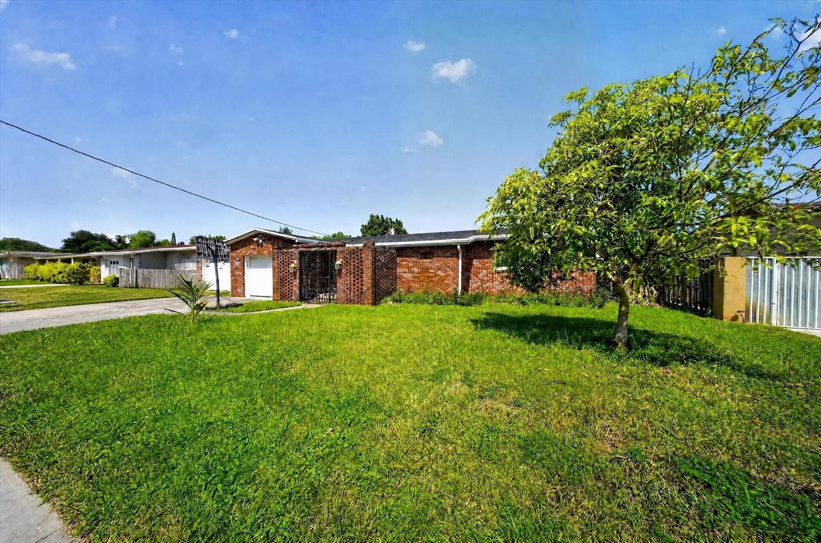 2251 SW 67TH Way NE, Miramar, FL 33023 — zdjęcie 2