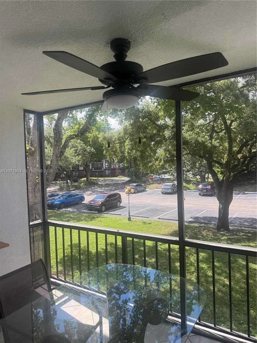3740 Inverrary Dr # 2Q, Lauderhill, FL 33319 — zdjęcie 4