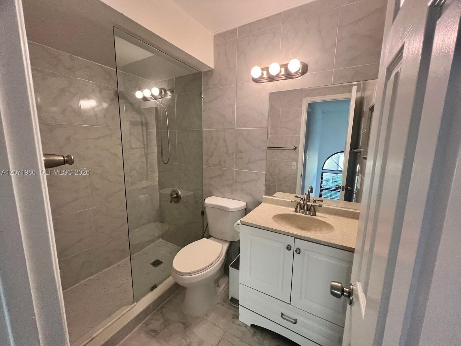 1133 NE 210th Ter, Miami, FL 33179 — zdjęcie 5