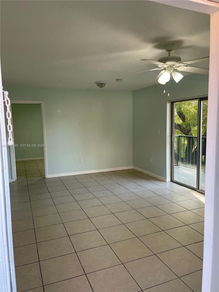 6821 SW 129th Ave # 7, Miami, FL 33183 — zdjęcie 2