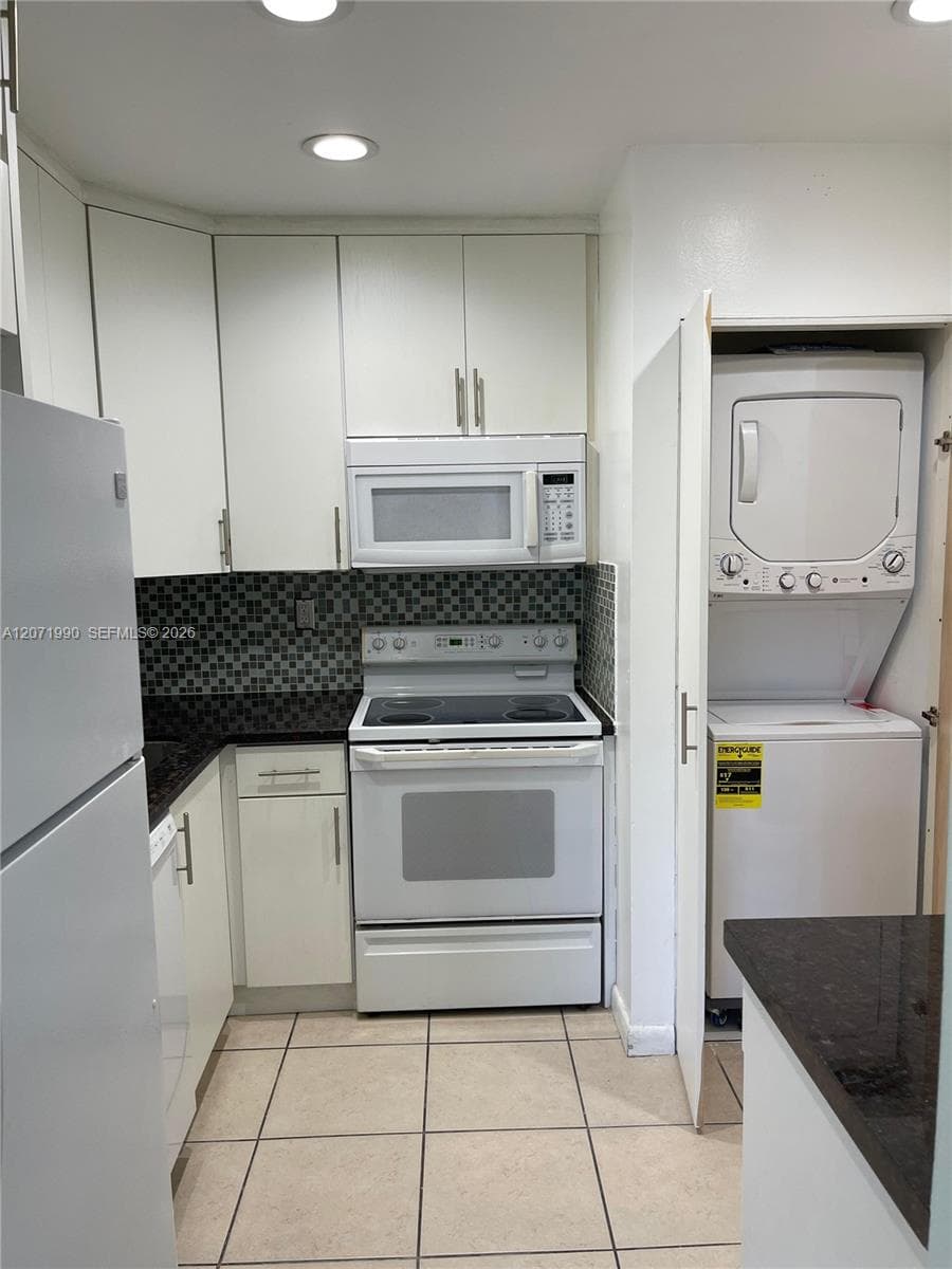 6821 SW 129th Ave # 7, Miami, FL 33183 — zdjęcie 3