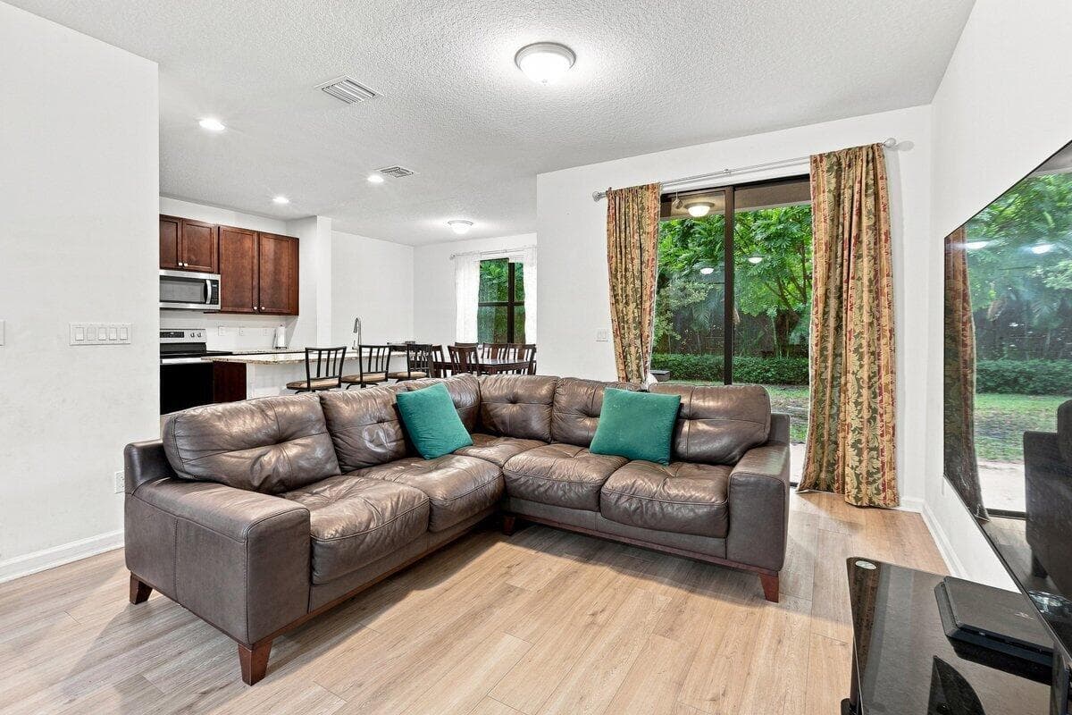 269 NW 36th Avenue, Pompano Beach, FL 33069 — zdjęcie 2