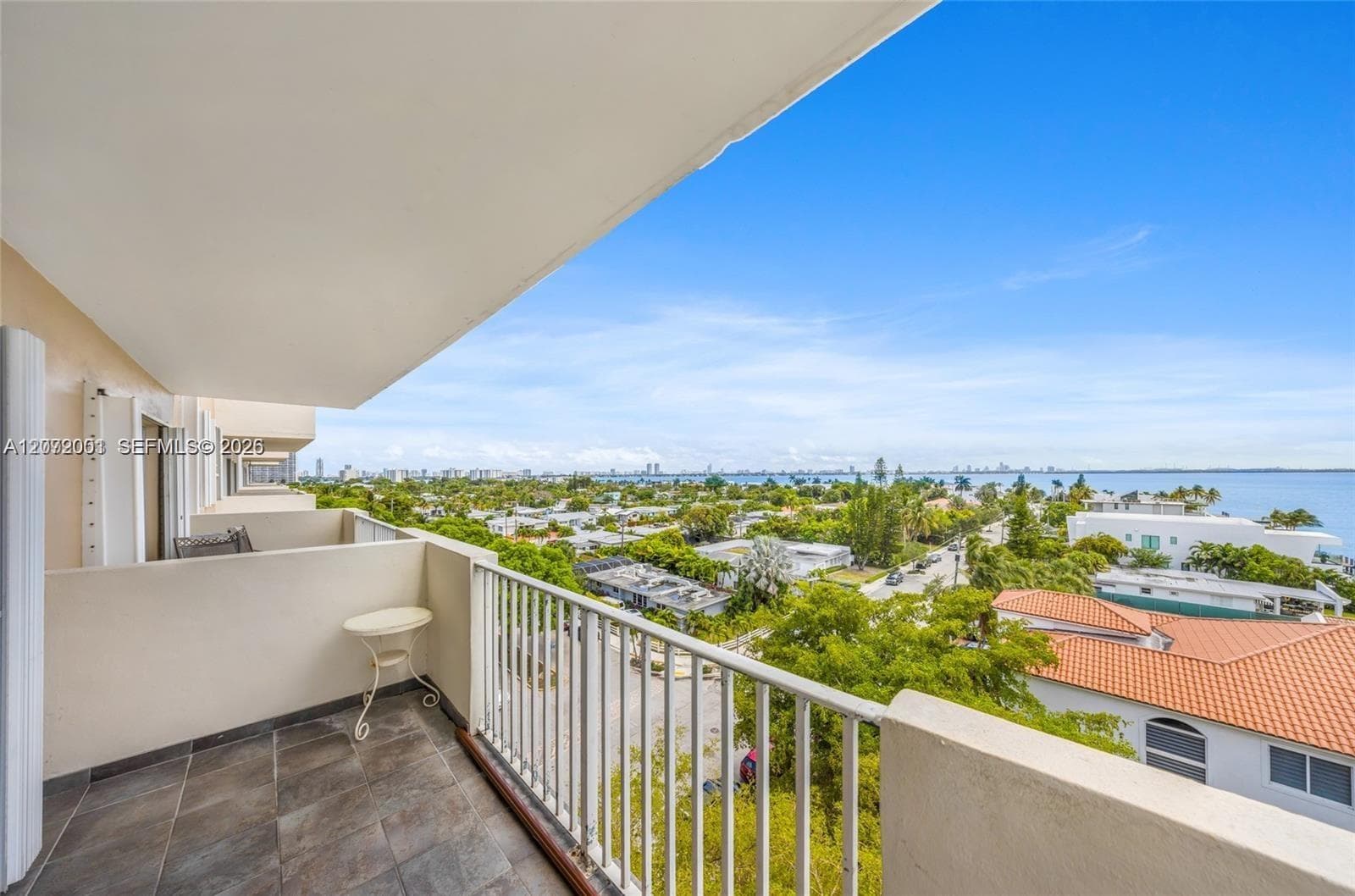 1455 N Treasure Dr # 7J, North Bay Village, FL 33141 — zdjęcie 2