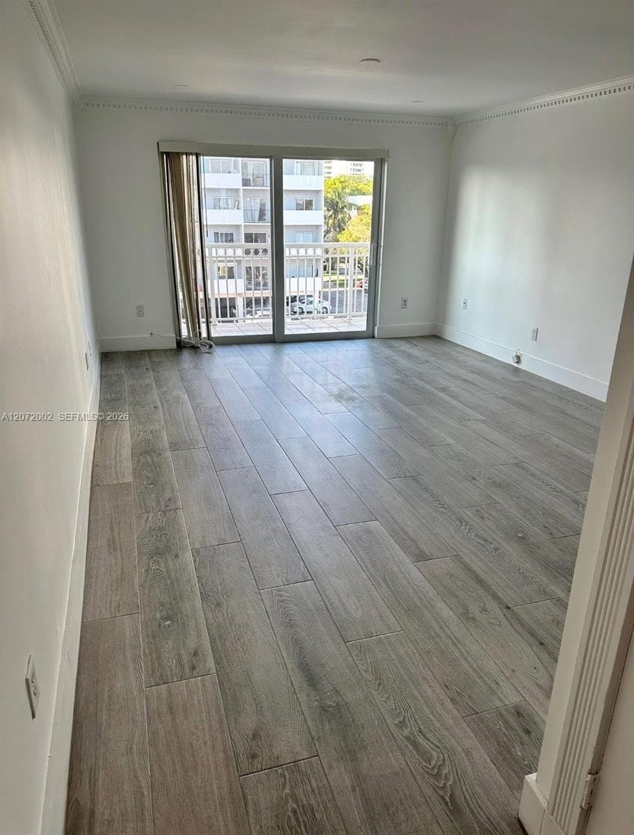 3601 NE 170th St # 409, North Miami Beach, FL 33160 — zdjęcie 4