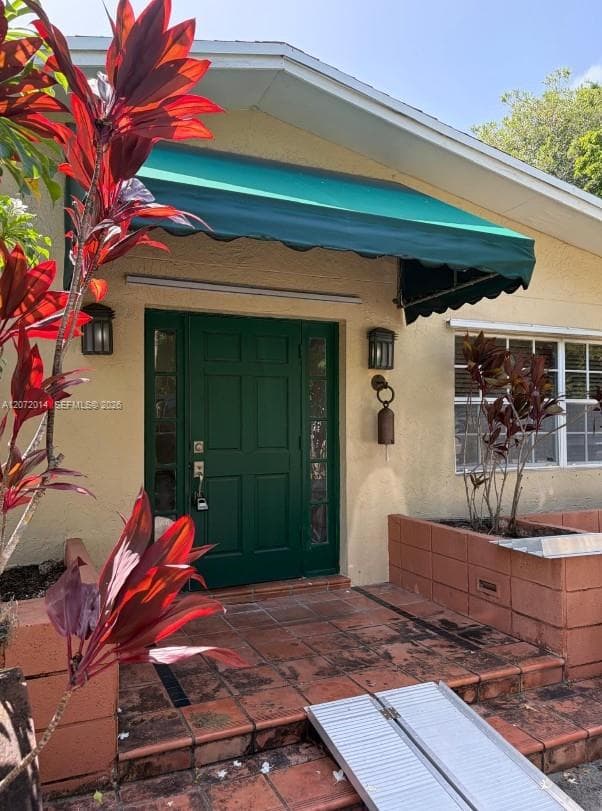 15190 Old Cutler Rd, Palmetto Bay, FL 33158