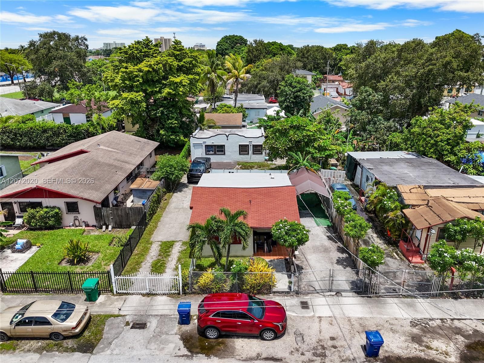 2151 NW 42nd St, Miami, FL 33142 — zdjęcie 2