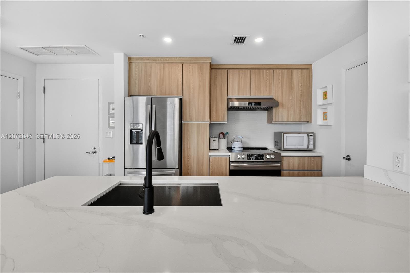 1900 N Bayshore Dr # 2019, Miami, FL 33132 — zdjęcie 2