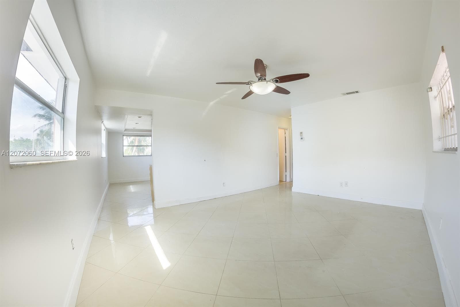 344 SW 1st St # 6, Pompano Beach, FL 33060 — zdjęcie 3