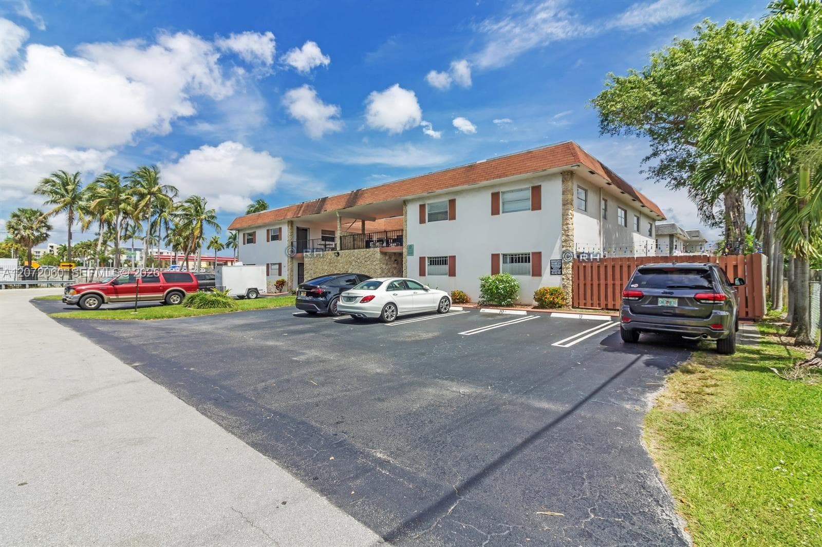 344 SW 1st St # 6, Pompano Beach, FL 33060
