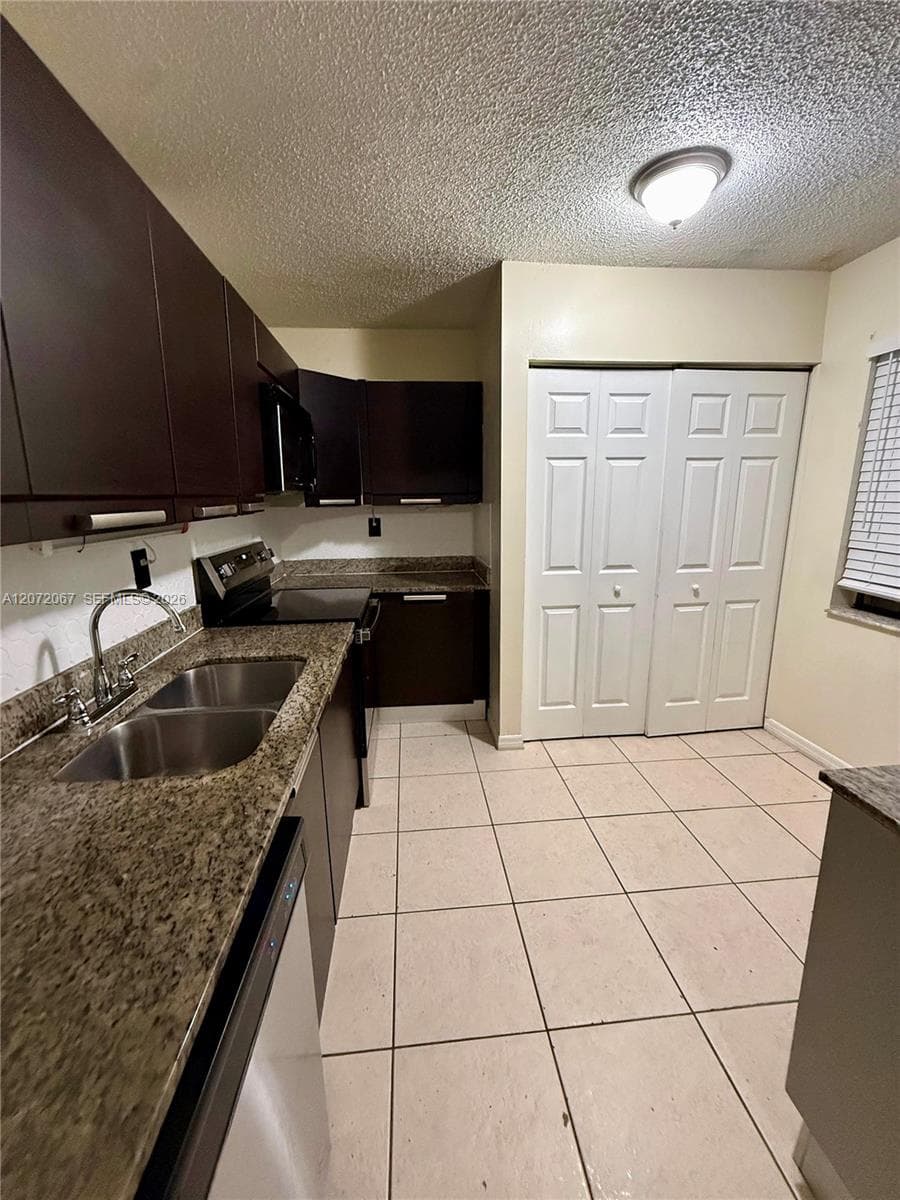 11225 Royal Palm Blvd # 11225, Coral Springs, FL 33065 — zdjęcie 4