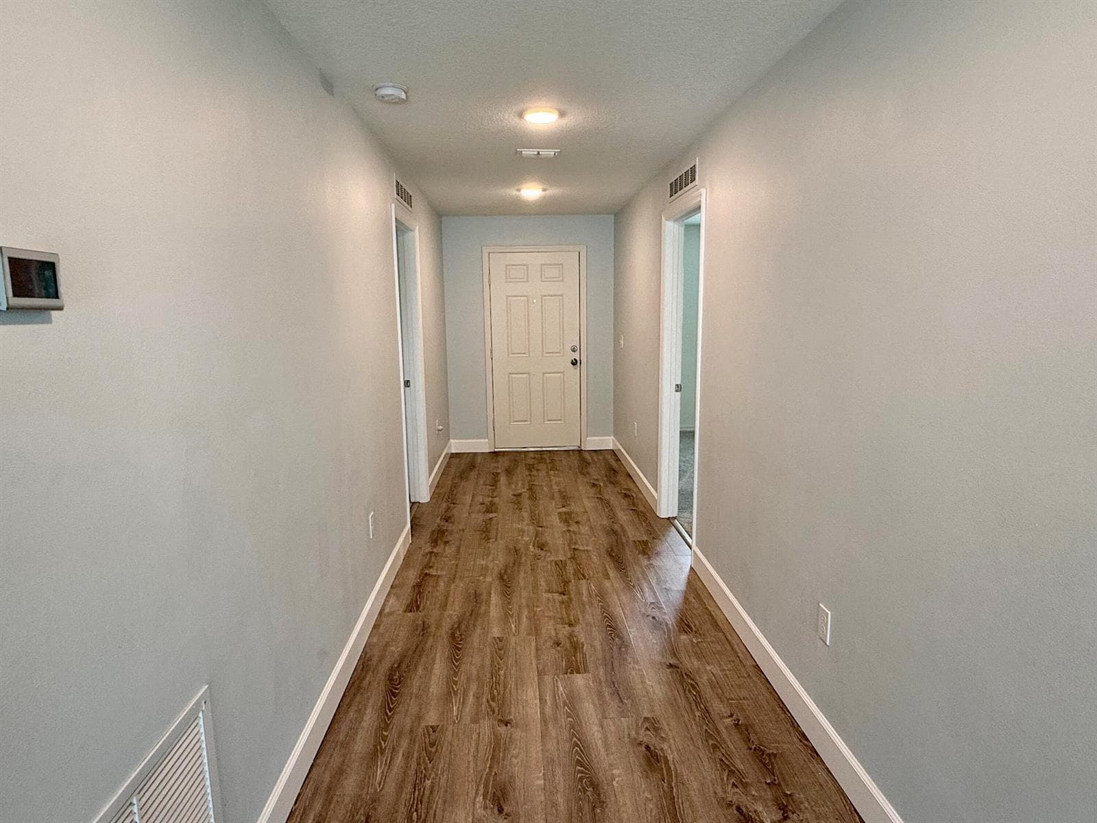 692 SW Hamberland Avenue, Port St. Lucie, FL 34953 — zdjęcie 2