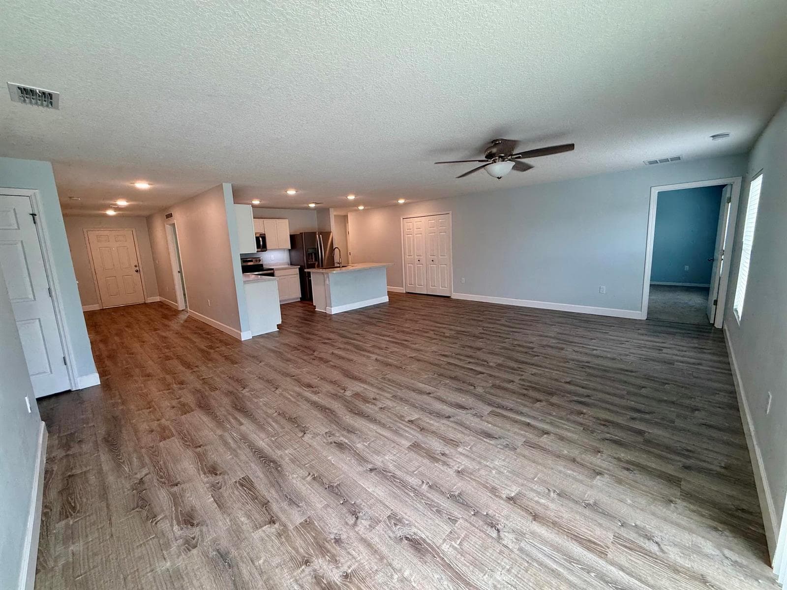 692 SW Hamberland Avenue, Port St. Lucie, FL 34953 — zdjęcie 5