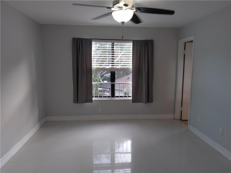 4261 W MCNAB Road # 32, Pompano Beach, FL 33069 — zdjęcie 2