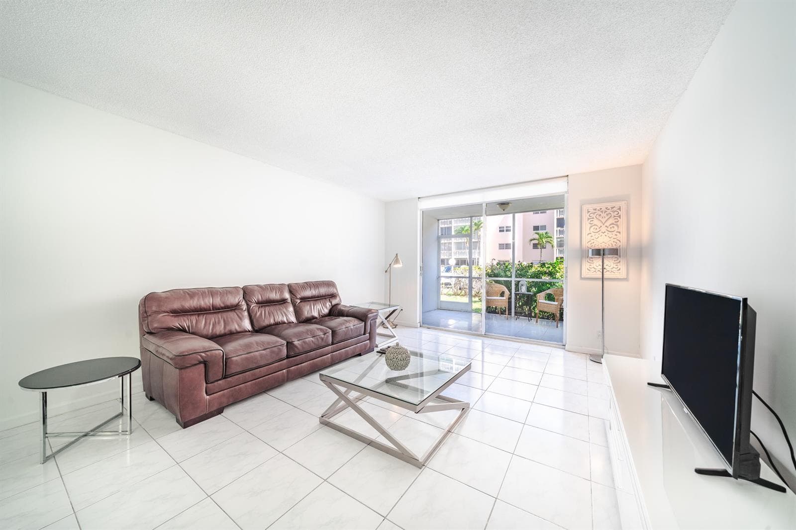 501 NE 14TH Avenue # 103, Hallandale Beach, FL 33009 — zdjęcie 5