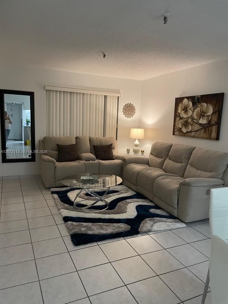 250 181st Dr # 111, Sunny Isles Beach, FL 33160