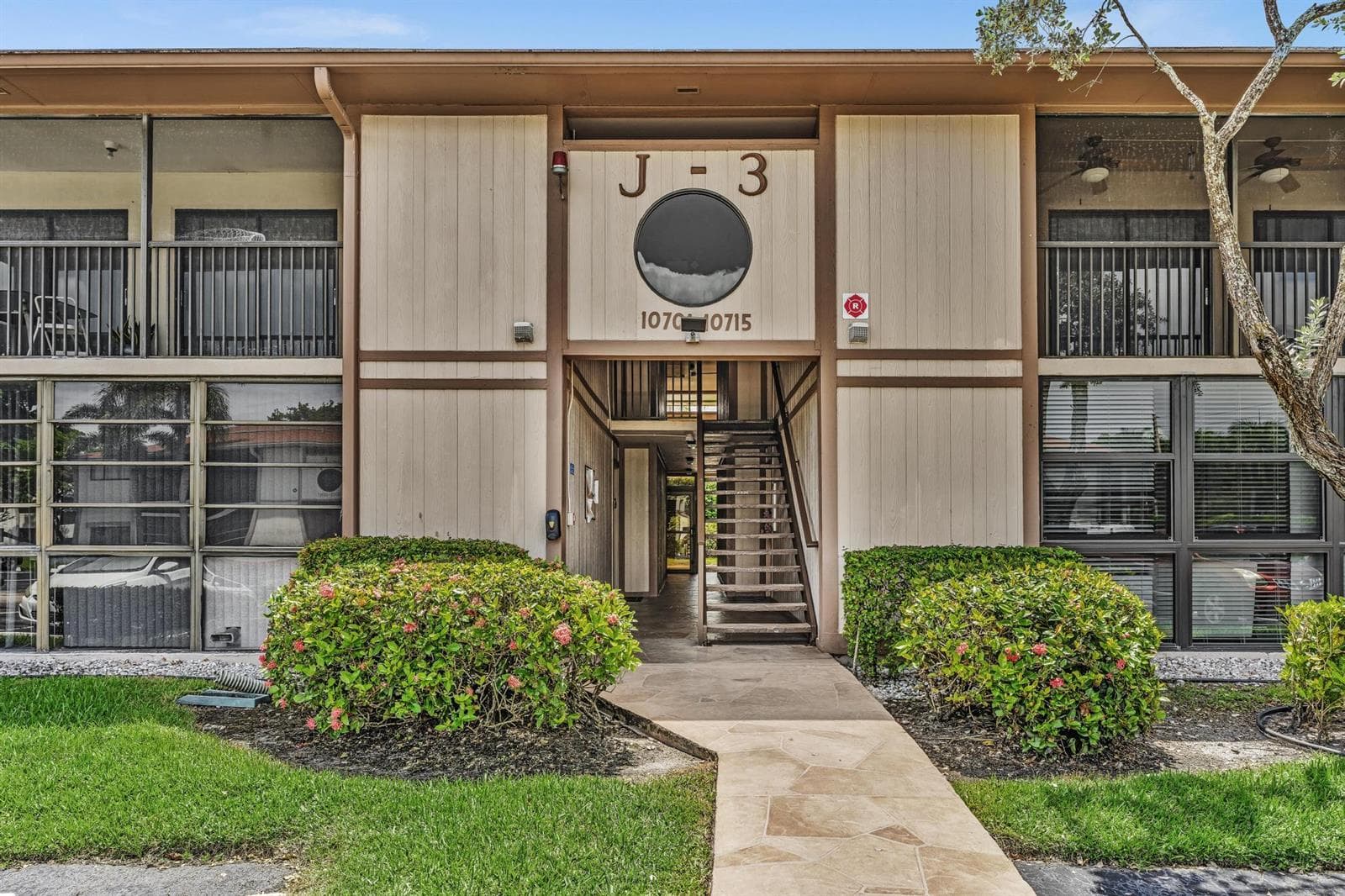 10701 W CLAIRMONT Circle # 109, Tamarac, FL 33321
