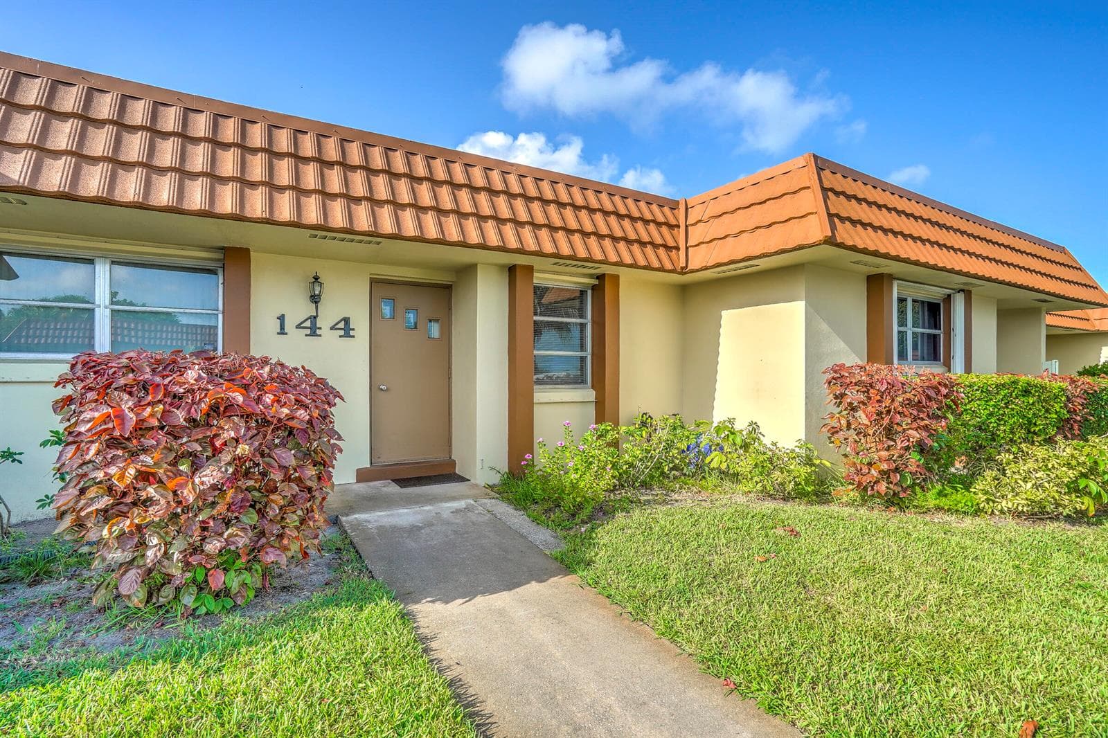 5780 FERNLEY Drive W # 144, West Palm Beach, FL 33415