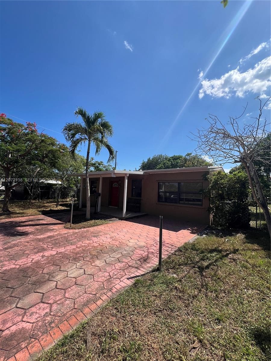143 SW 22nd Ter, Fort Lauderdale, FL 33312 — zdjęcie 2