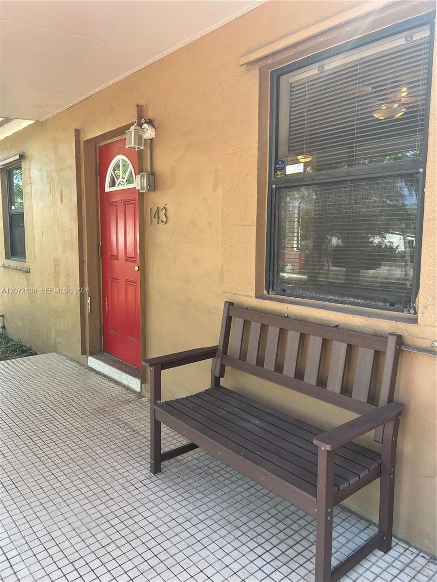 143 SW 22nd Ter, Fort Lauderdale, FL 33312 — zdjęcie 5