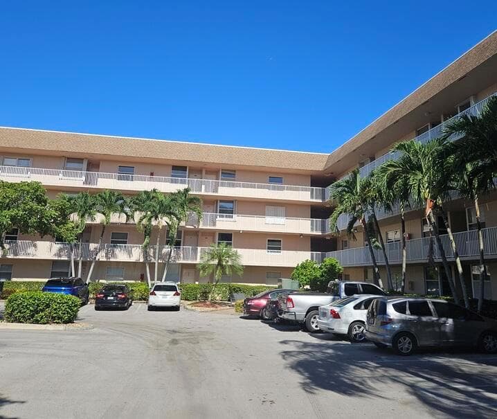10414 NW 24TH Place # 404, Sunrise, FL 33322 — zdjęcie 2