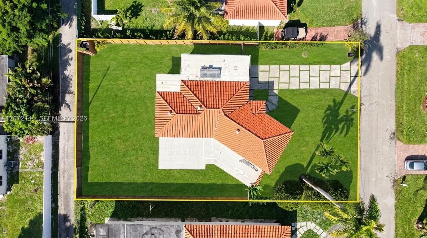 10650 NE 11th Ct, Miami Shores, FL 33138 — zdjęcie 4