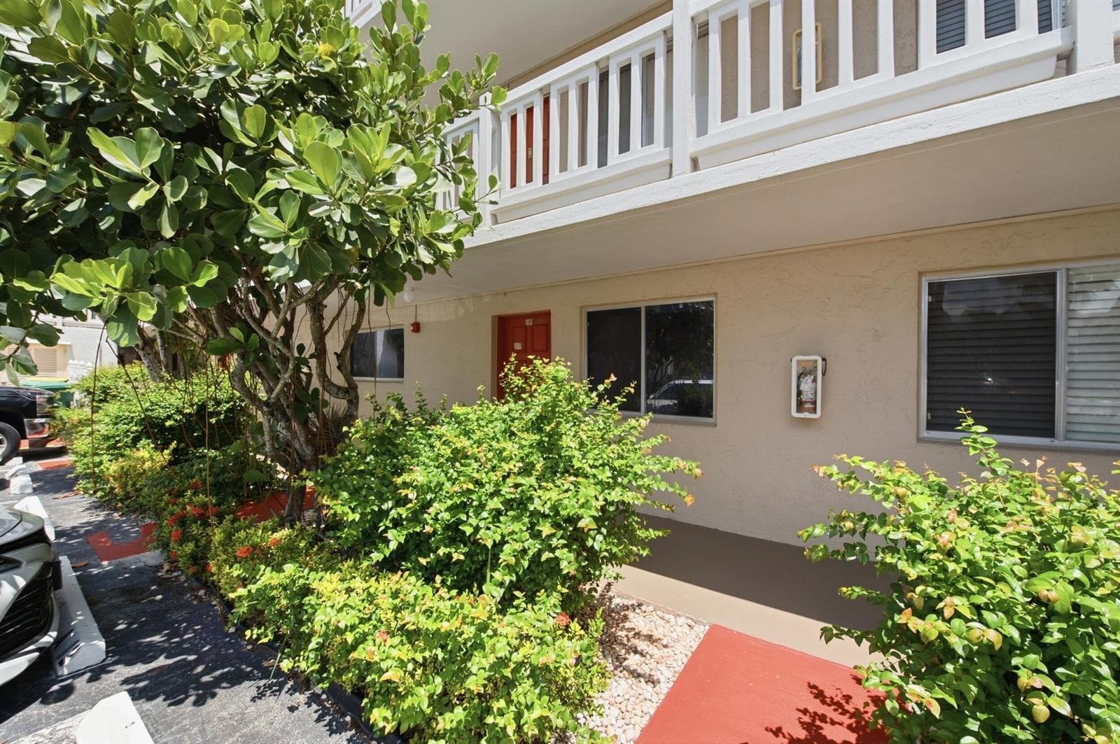 3601 INVERRARY Drive # 107, Lauderhill, FL 33319 — zdjęcie 2