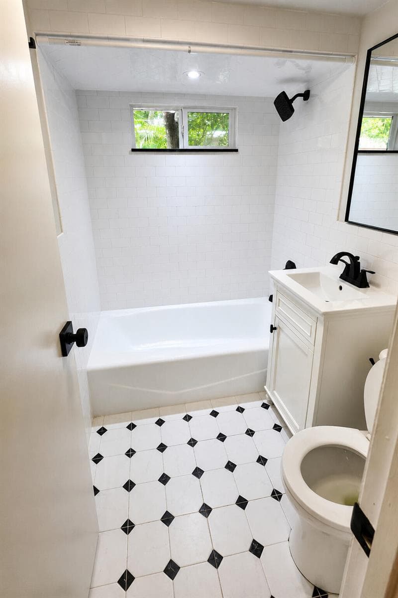 1716 NE 17TH Way, Fort Lauderdale, FL 33305 — zdjęcie 4
