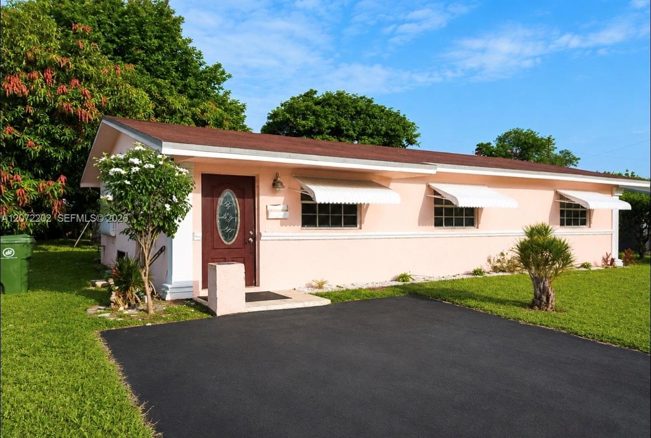 2221 NW 30th Way, Fort Lauderdale, FL 33311 — zdjęcie 2