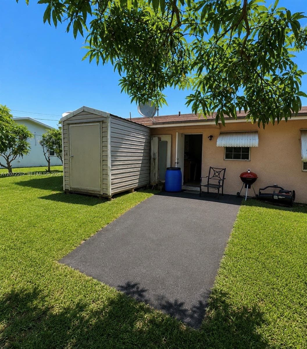 2221 NW 30th Way, Fort Lauderdale, FL 33311 — zdjęcie 3