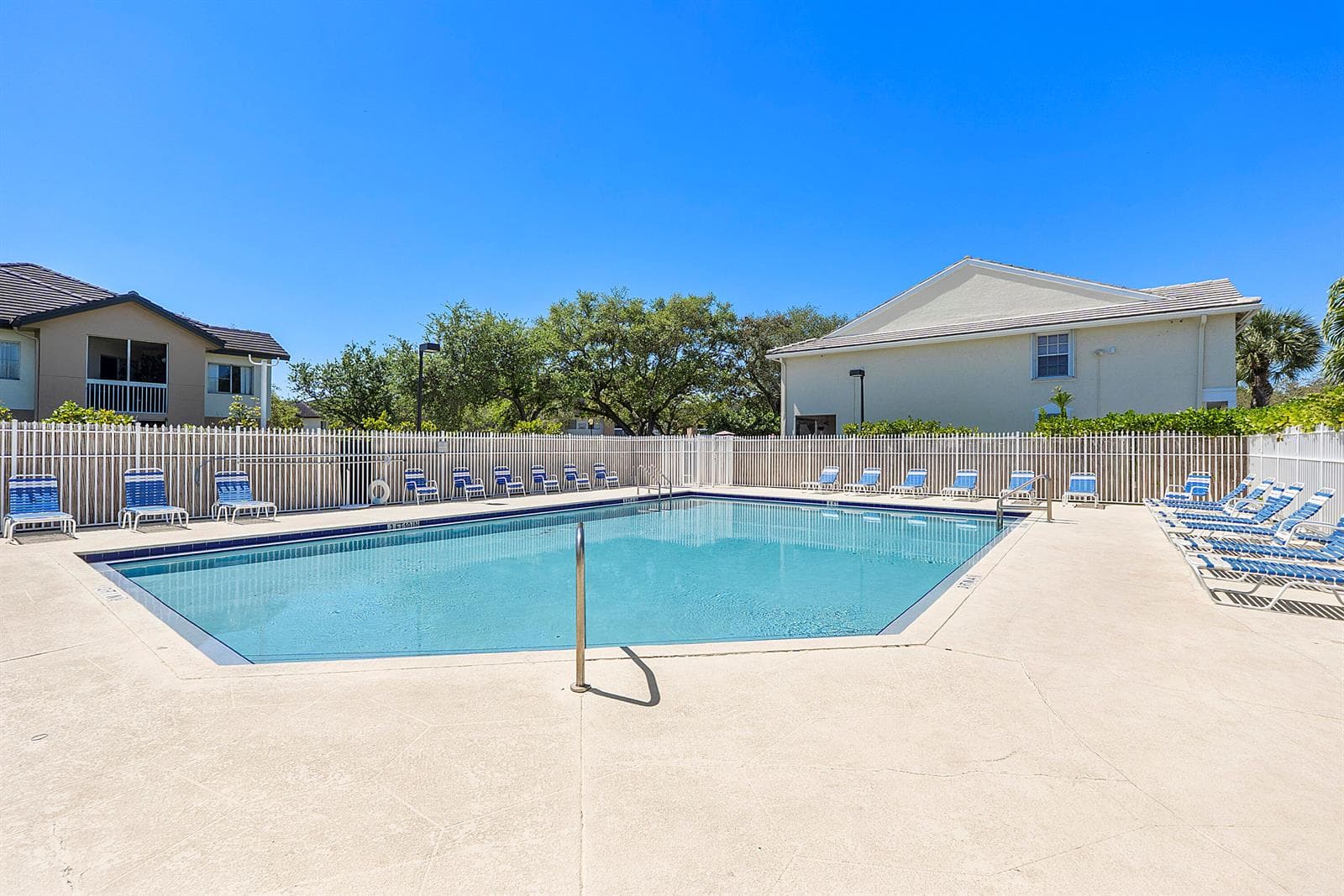 5662 NW 99TH Way, Coral Springs, FL 33076 — zdjęcie 2