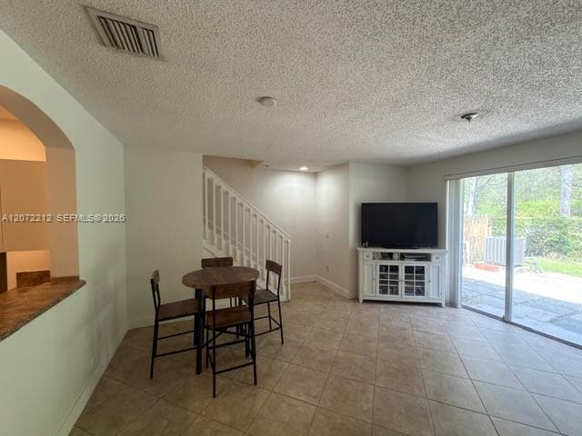 2245 NE 42nd Ave, Homestead, FL 33033 — zdjęcie 2