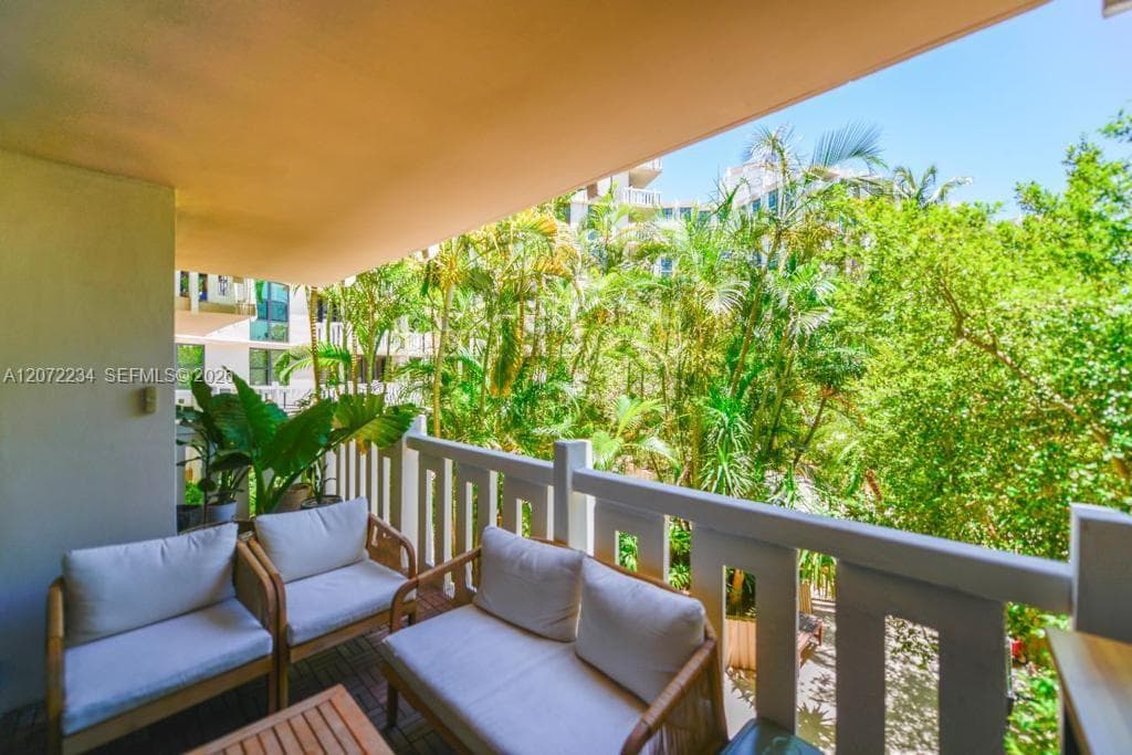 1121 Crandon Blvd # D206, Key Biscayne, FL 33149 — zdjęcie 4