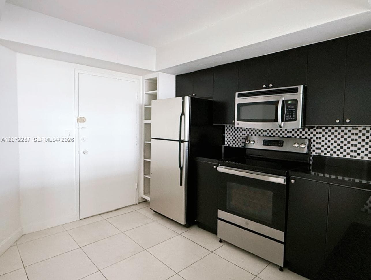 1301 NE Miami Gardens Dr # 1404W, Miami, FL 33179 — zdjęcie 2