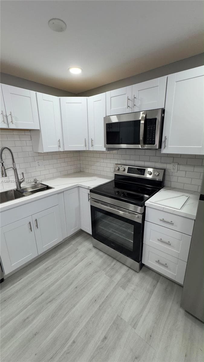 1280 NW 43rd Ave # 303, Lauderhill, FL 33313
