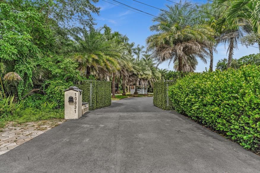 10831 SW 51st Court, Davie, FL 33328 — zdjęcie 3