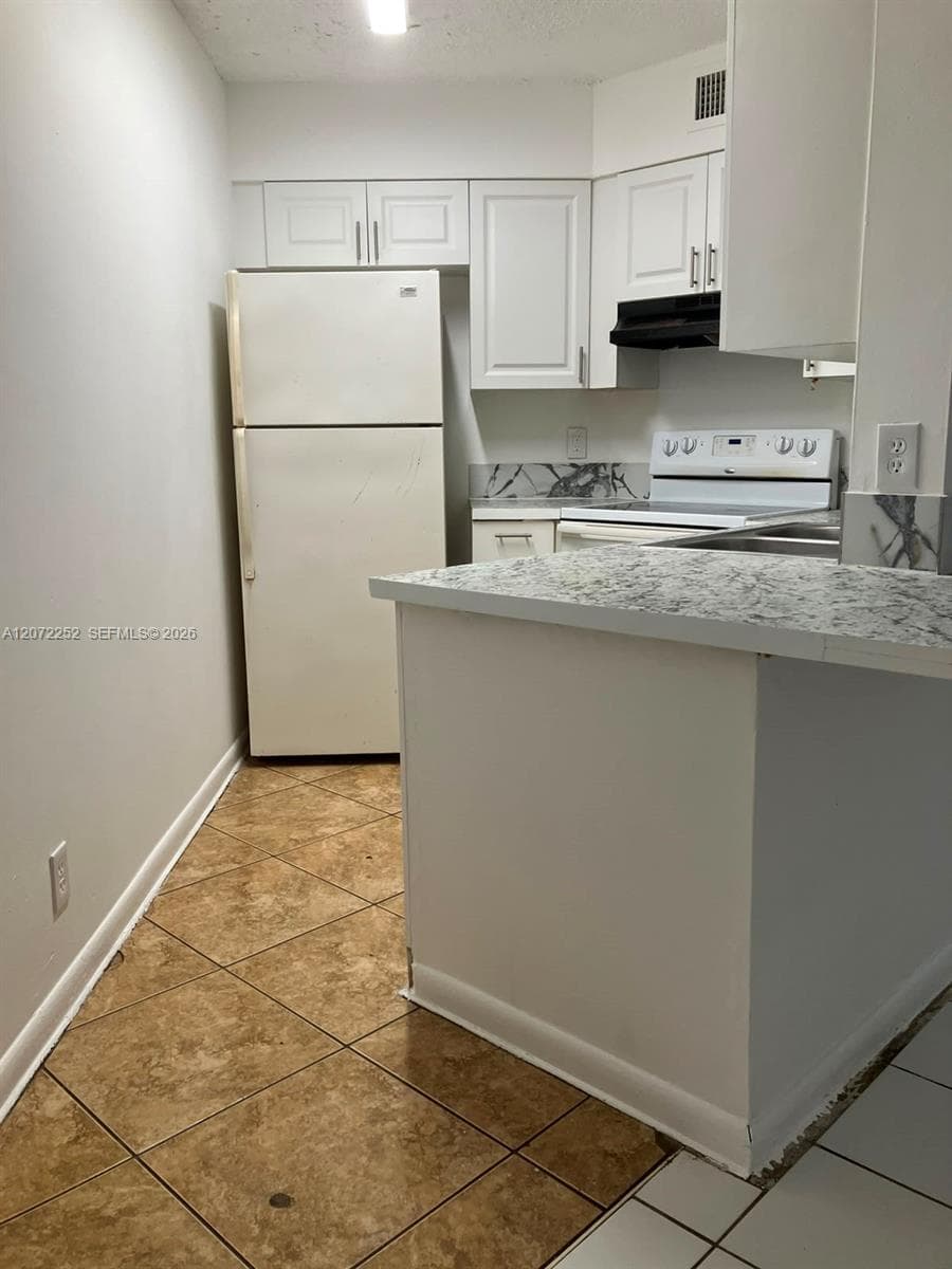 213 Lake Pointe Dr # 112, Oakland Park, FL 33309 — zdjęcie 2