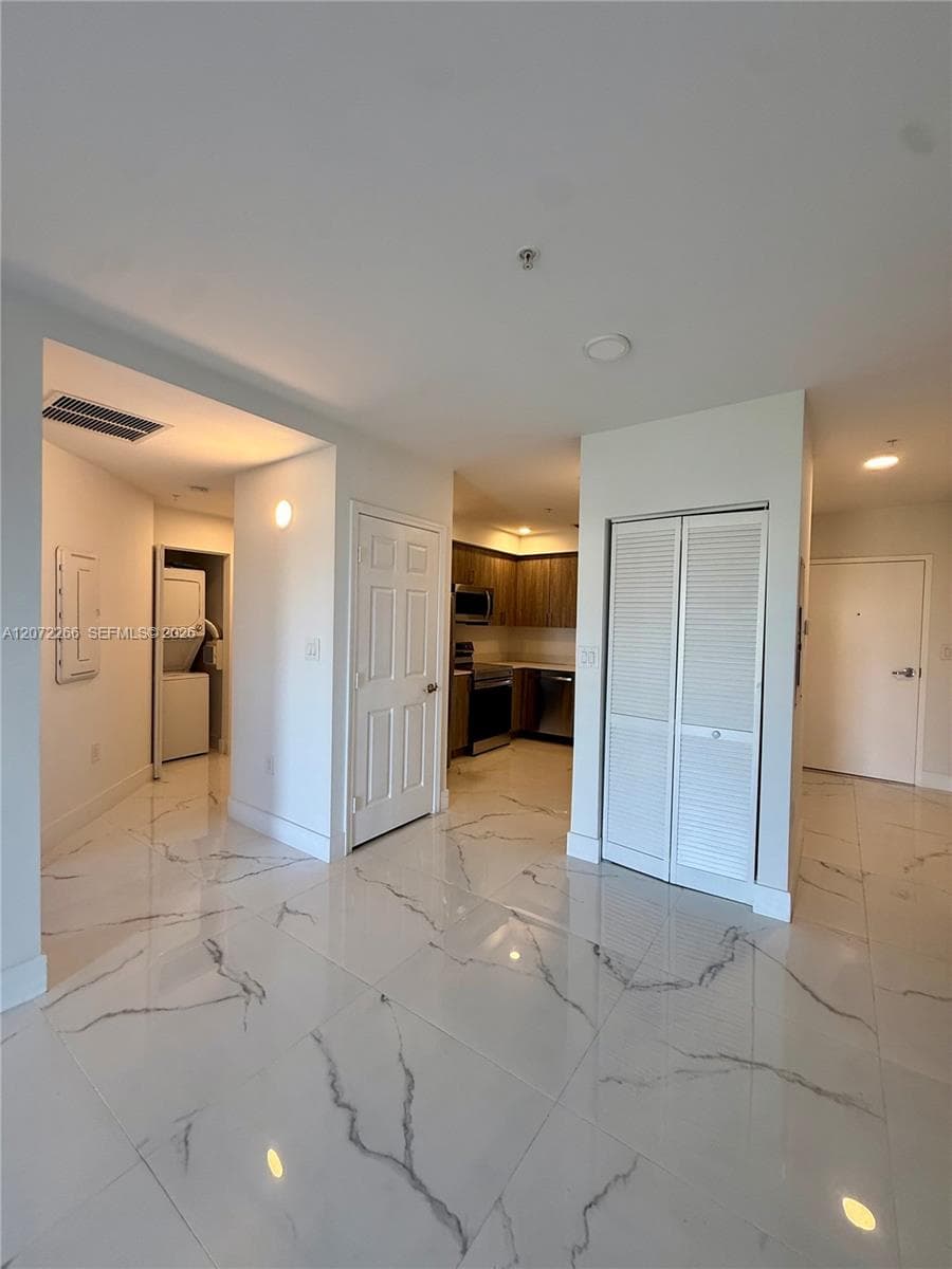 10950 NW 82nd St # 324, Doral, FL 33178 — zdjęcie 3