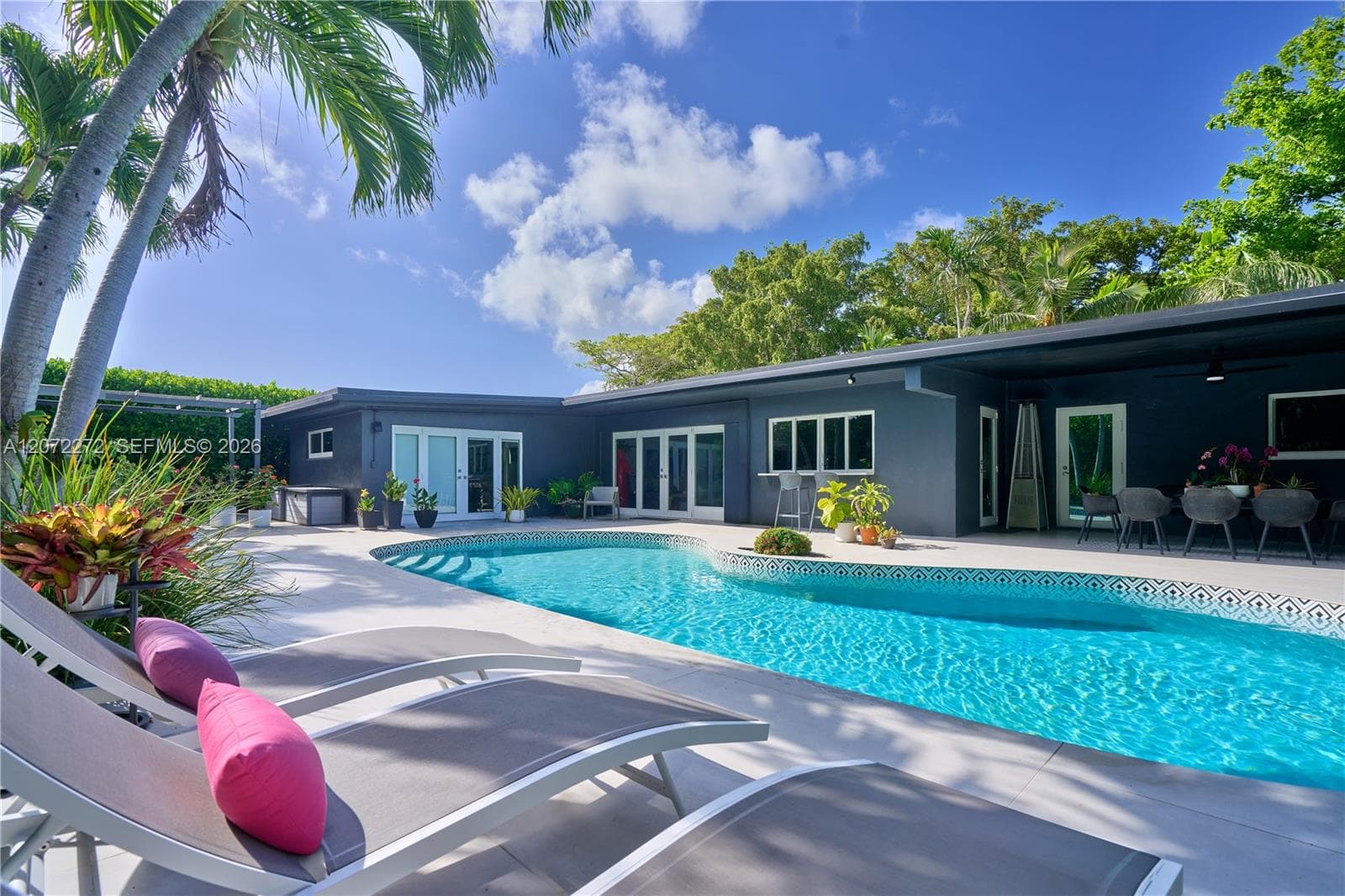 2155 NE 191st Dr, North Miami Beach, FL 33179 — zdjęcie 3