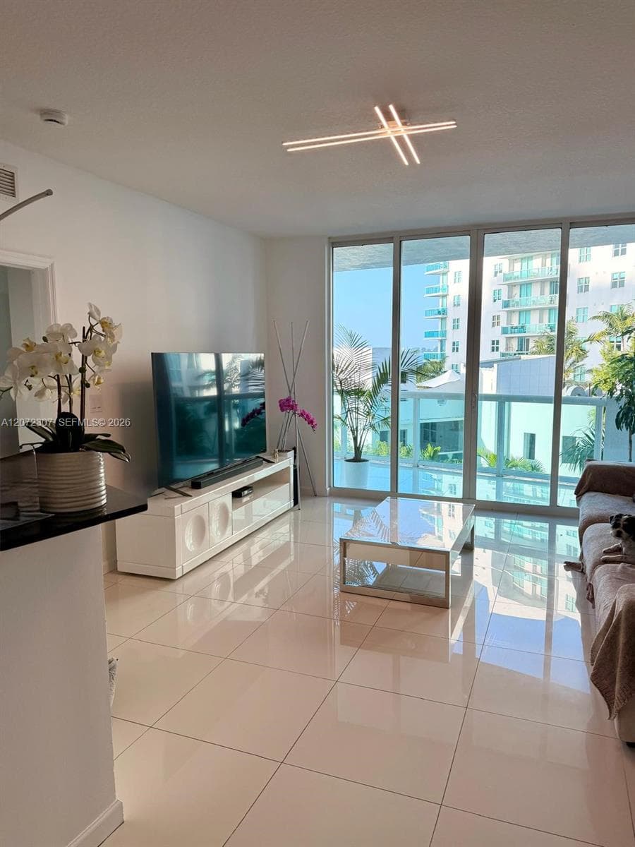 7900 Harbor Island Dr # 505, North Bay Village, FL 33141 — zdjęcie 3