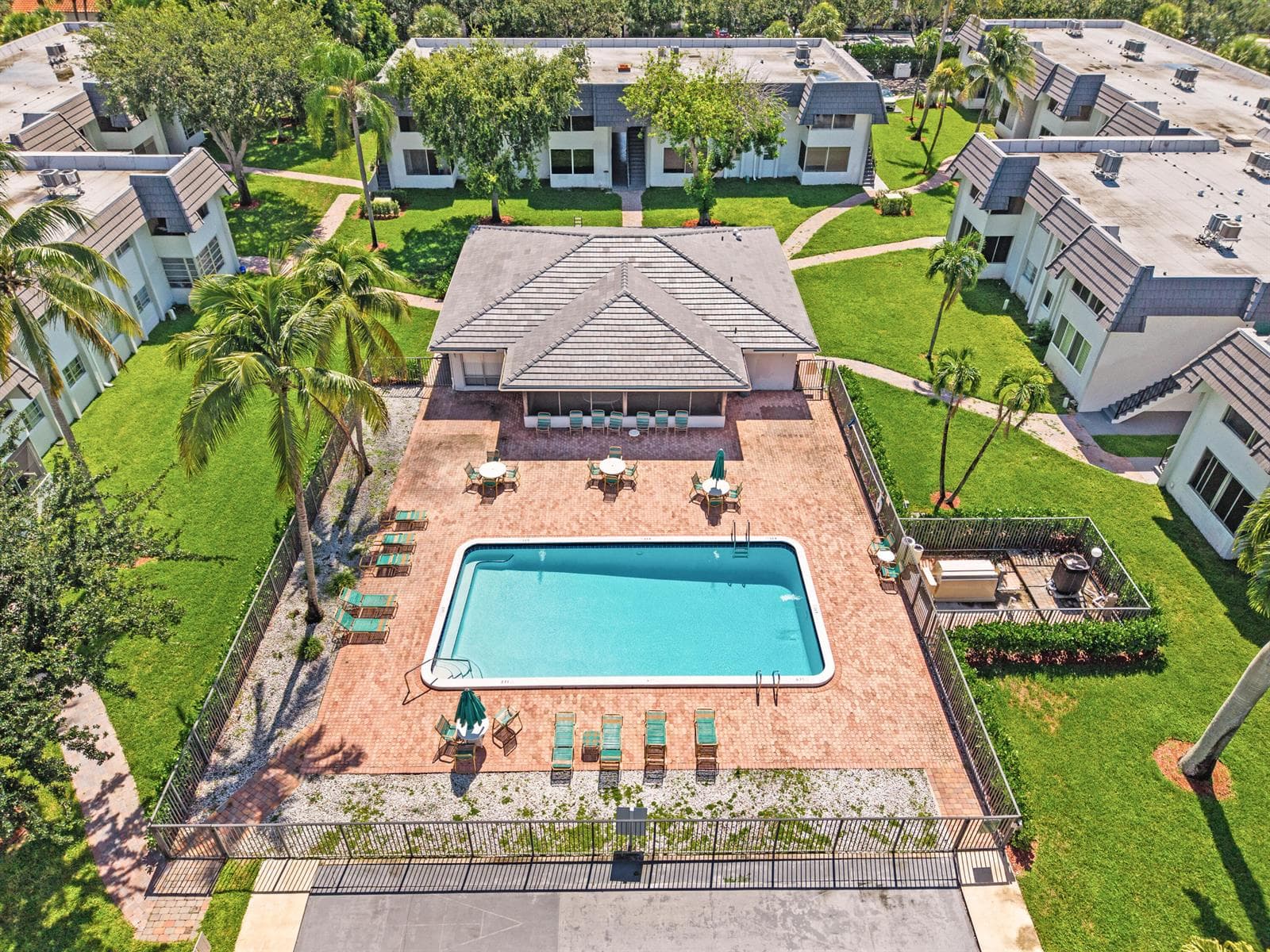 8410 W SAMPLE Road # 110, Coral Springs, FL 33065