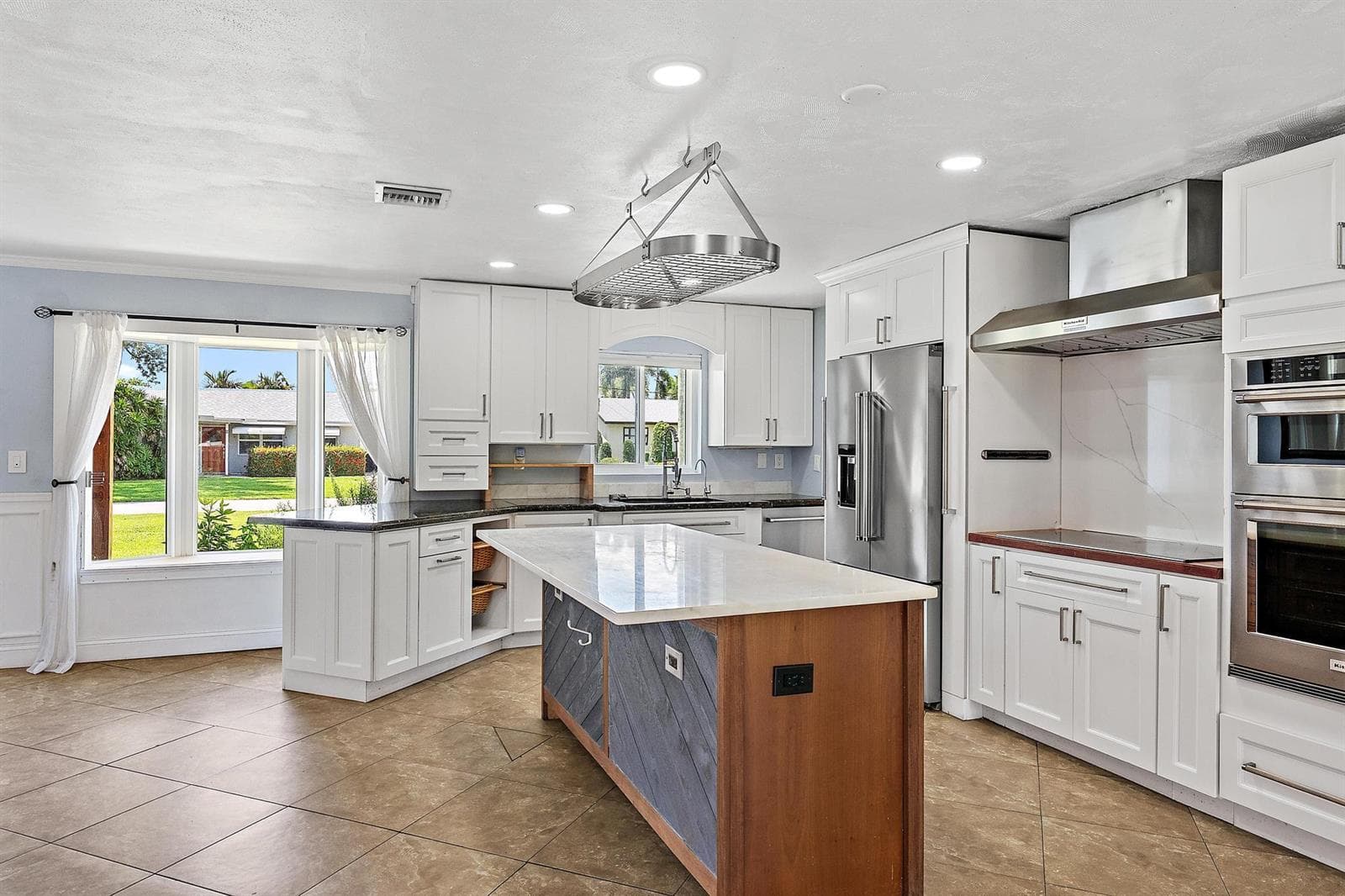 1 WINDSOR Road W, Jupiter, FL 33469 — zdjęcie 3