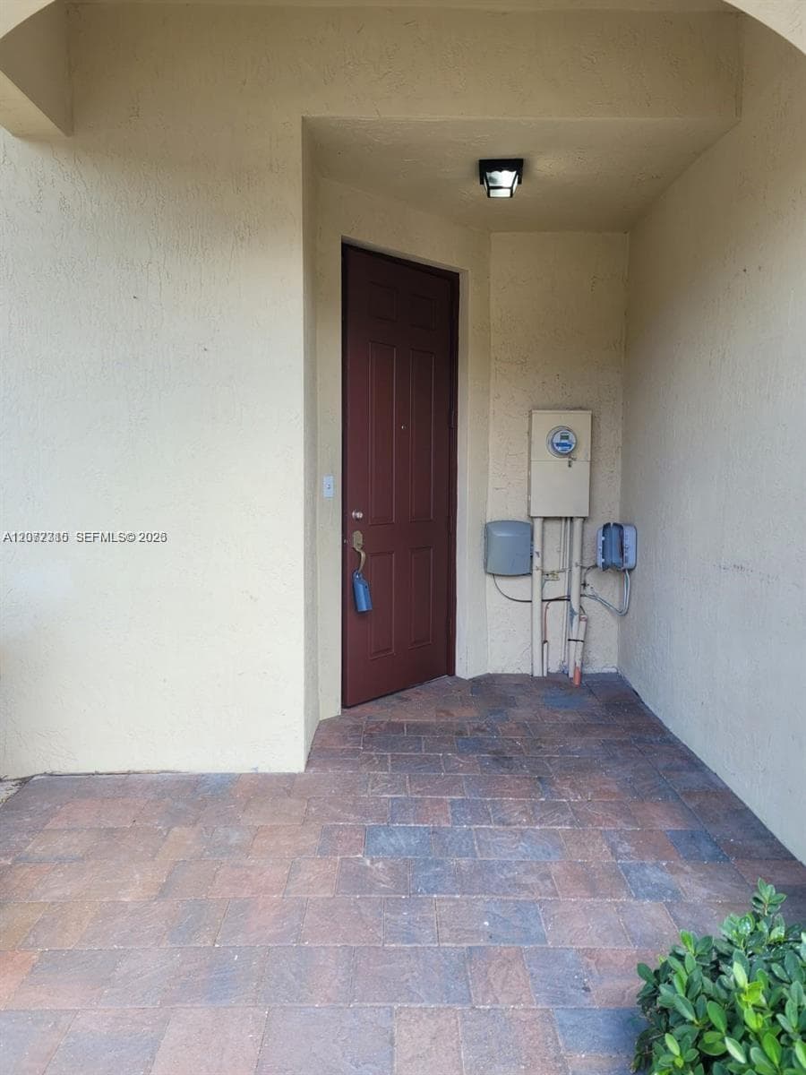 8935 W 35th Ln # 8935, Hialeah, FL 33018 — zdjęcie 2