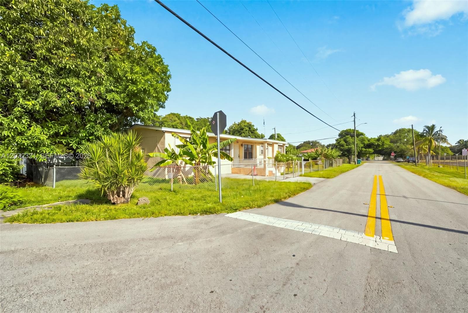 9300 NW 32nd Ct # 9300, Miami, FL 33147 — zdjęcie 3