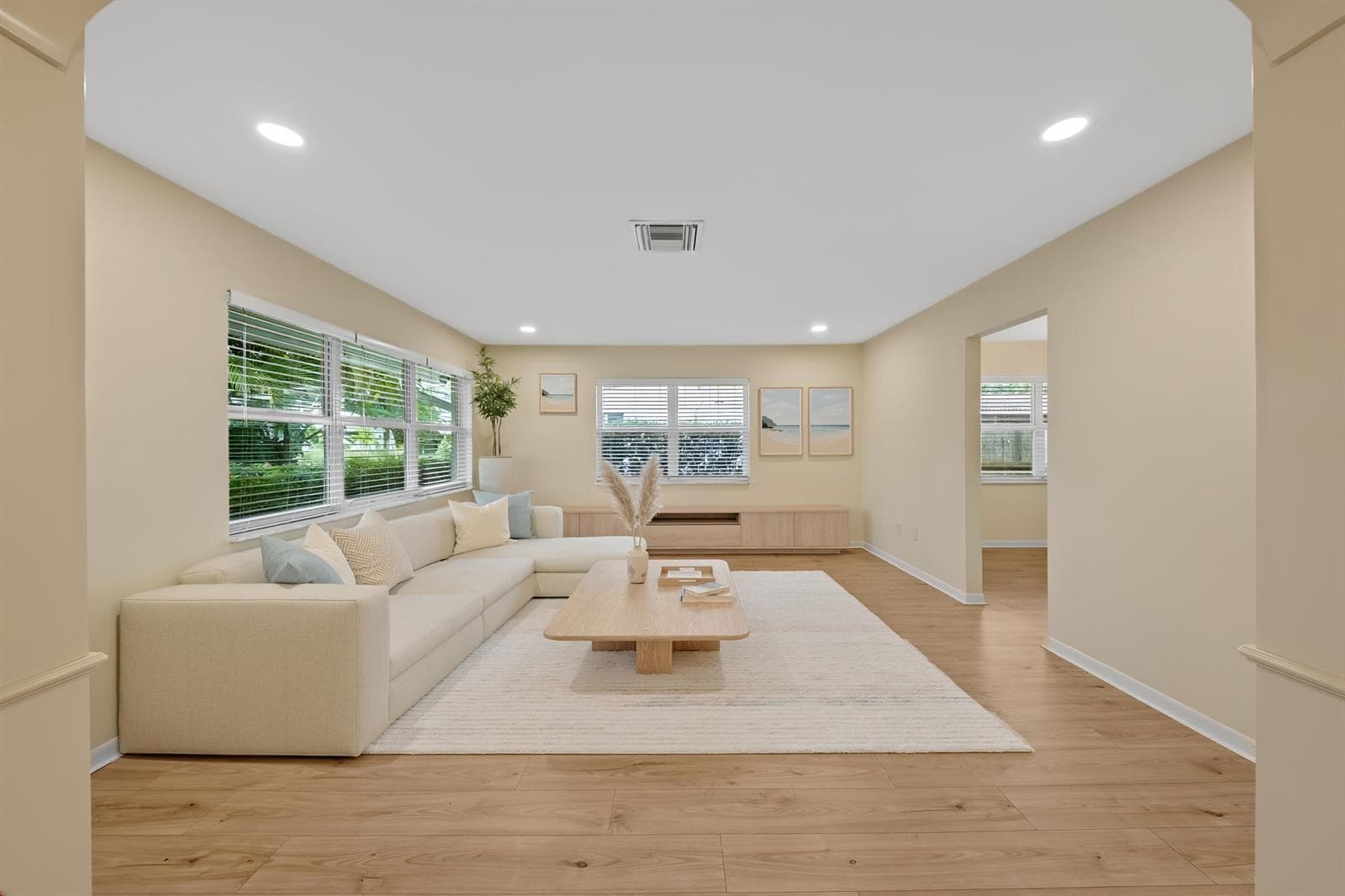129 Alhambra Place, West Palm Beach, FL 33405 — zdjęcie 4