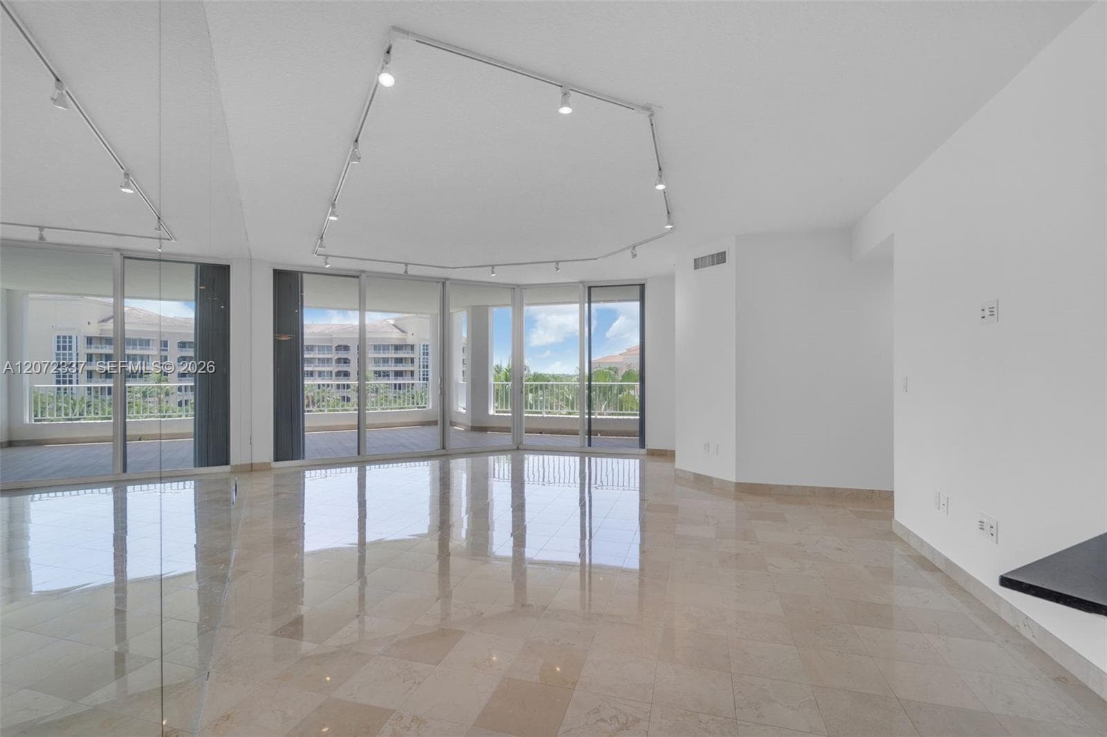 715 Crandon Blvd # PH-5, Key Biscayne, FL 33149 — zdjęcie 5