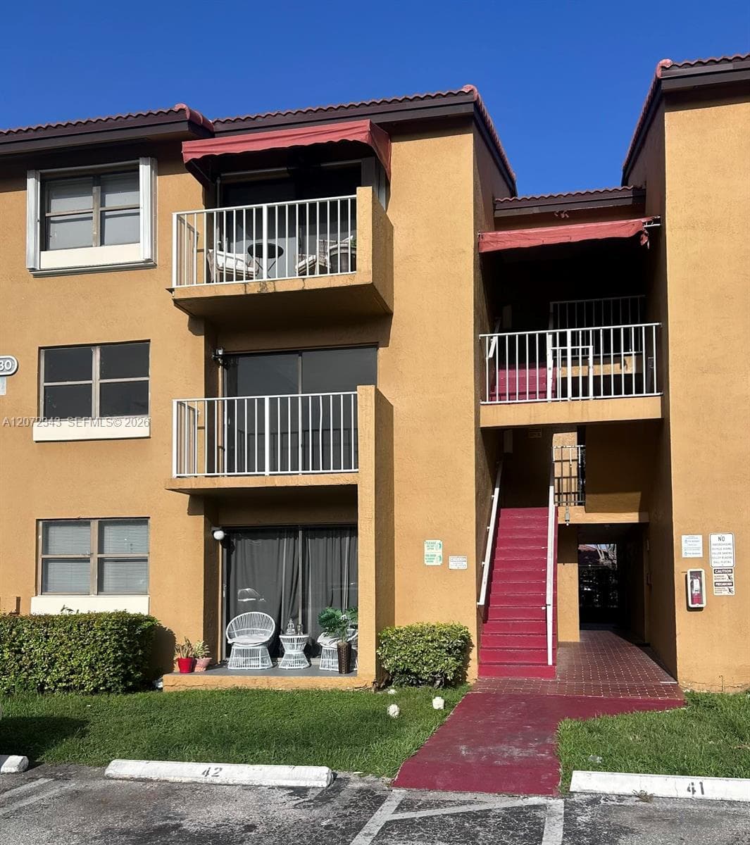 15630 SW 80th St # I-203, Miami, FL 33193