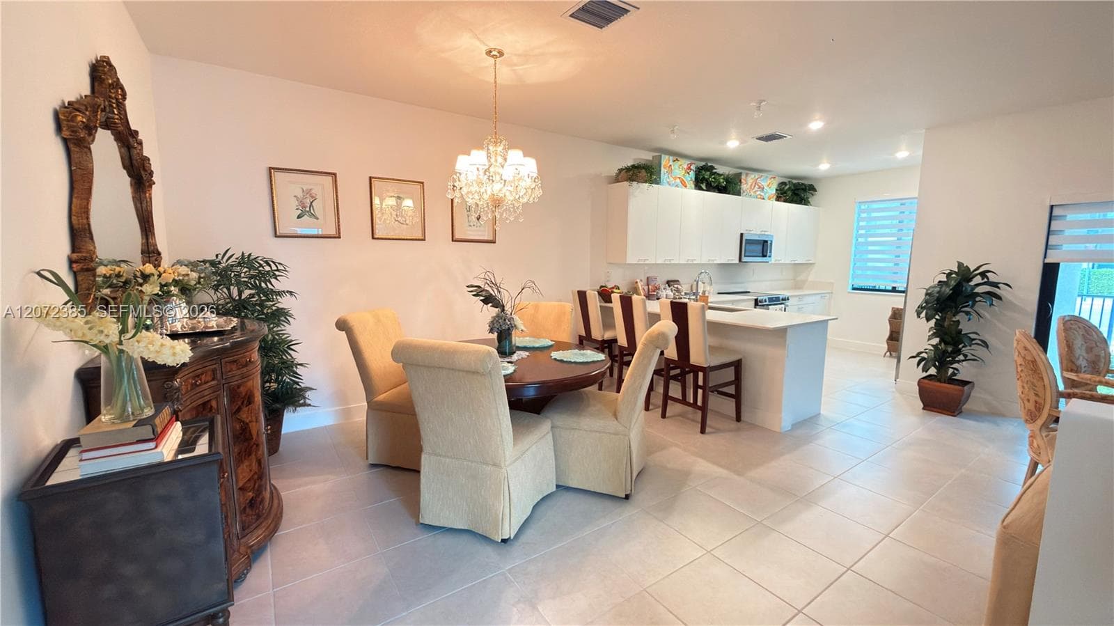8388 NW 49th St, Doral, FL 33166 — zdjęcie 5