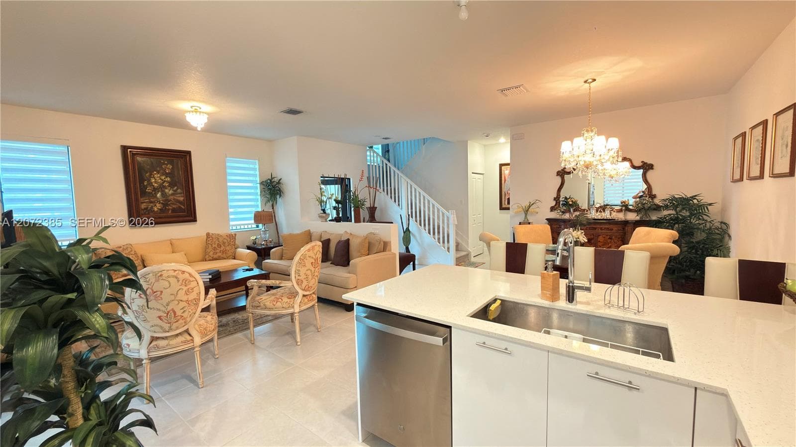 8388 NW 49th St, Doral, FL 33166 — zdjęcie 4