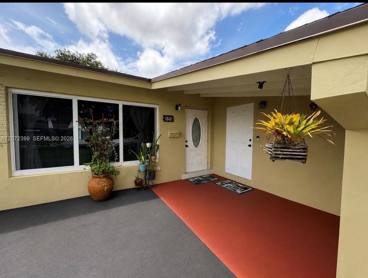 1812 N 45th Ave, Hollywood, FL 33021 — zdjęcie 2