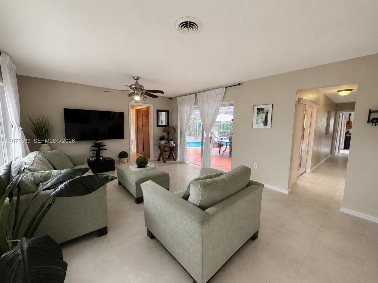 1812 N 45th Ave, Hollywood, FL 33021 — zdjęcie 3